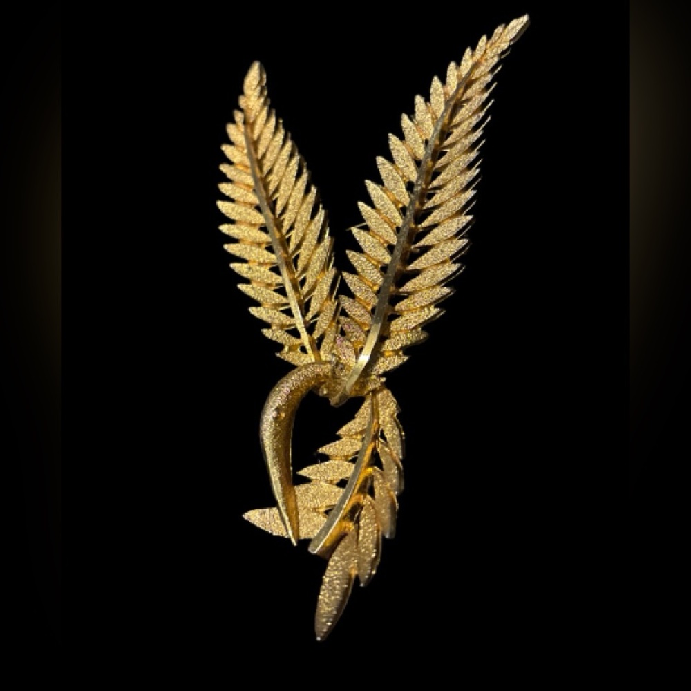 BIRD Gold Leaf Vintage Pin Brooch